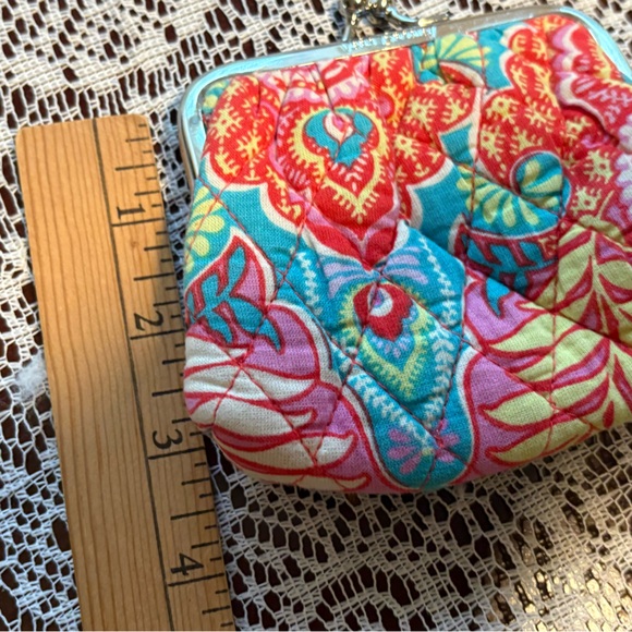 Vera Bradley Paisley In Paradise Quilted Silver Kiss Clasp Coin Purse - Picture 6 of 7